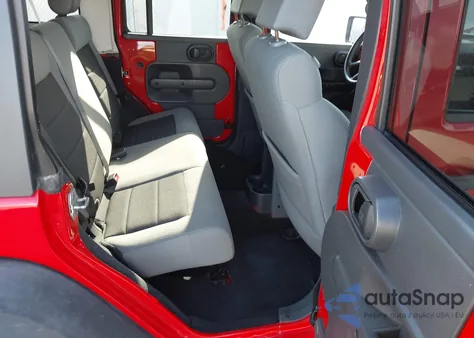 2010 Jeep Wrangler Unlimited Rubicon из США, поврежденный, VIN 1J4HA6H15AL172941